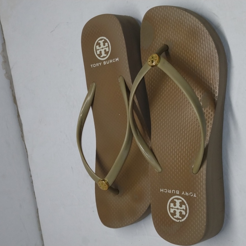 Tory Burch - Picture 7 of 12